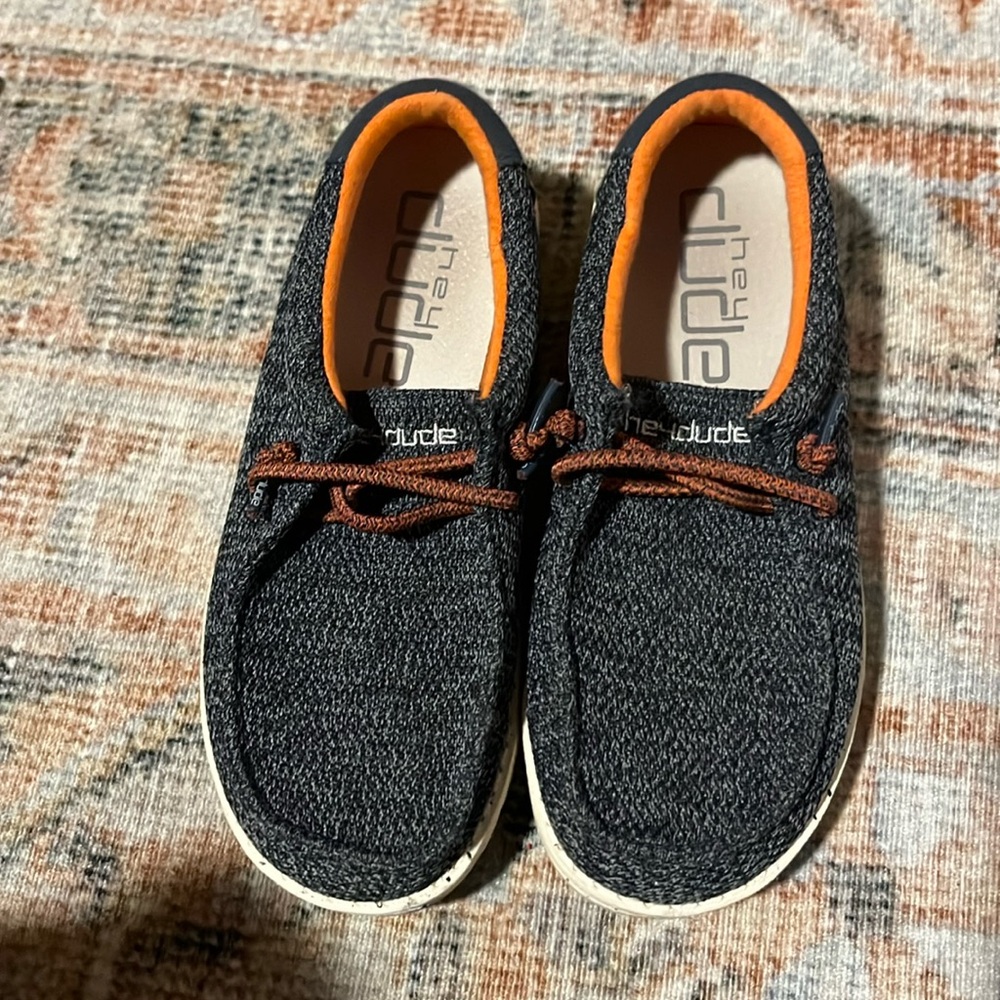 Hey dude shoes